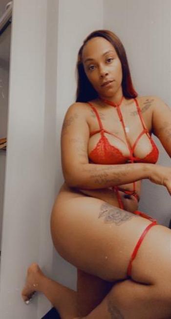 Ashely, 29  female escort, Humboldt County